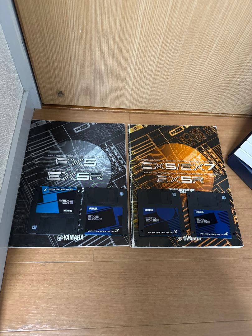 YAMAHA ヤマハ　シンセサイザー　76鍵盤　EX5