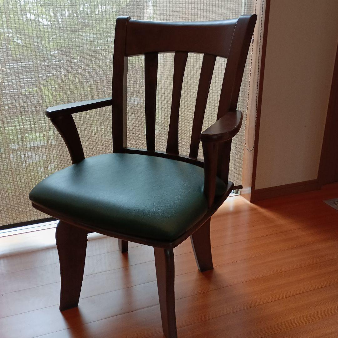 肘掛け付き　回転椅子　1脚 ダイニングチェア①　 ⇨⇨売却期間限定品!!