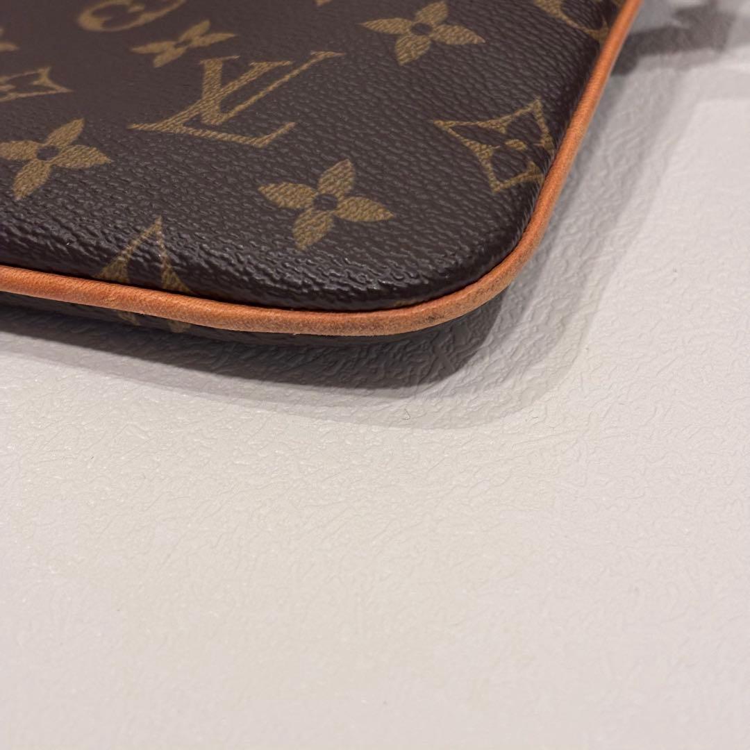 ルイ・ヴィトン　ポシェット・ヴァルミー　モノグラムキャンバス