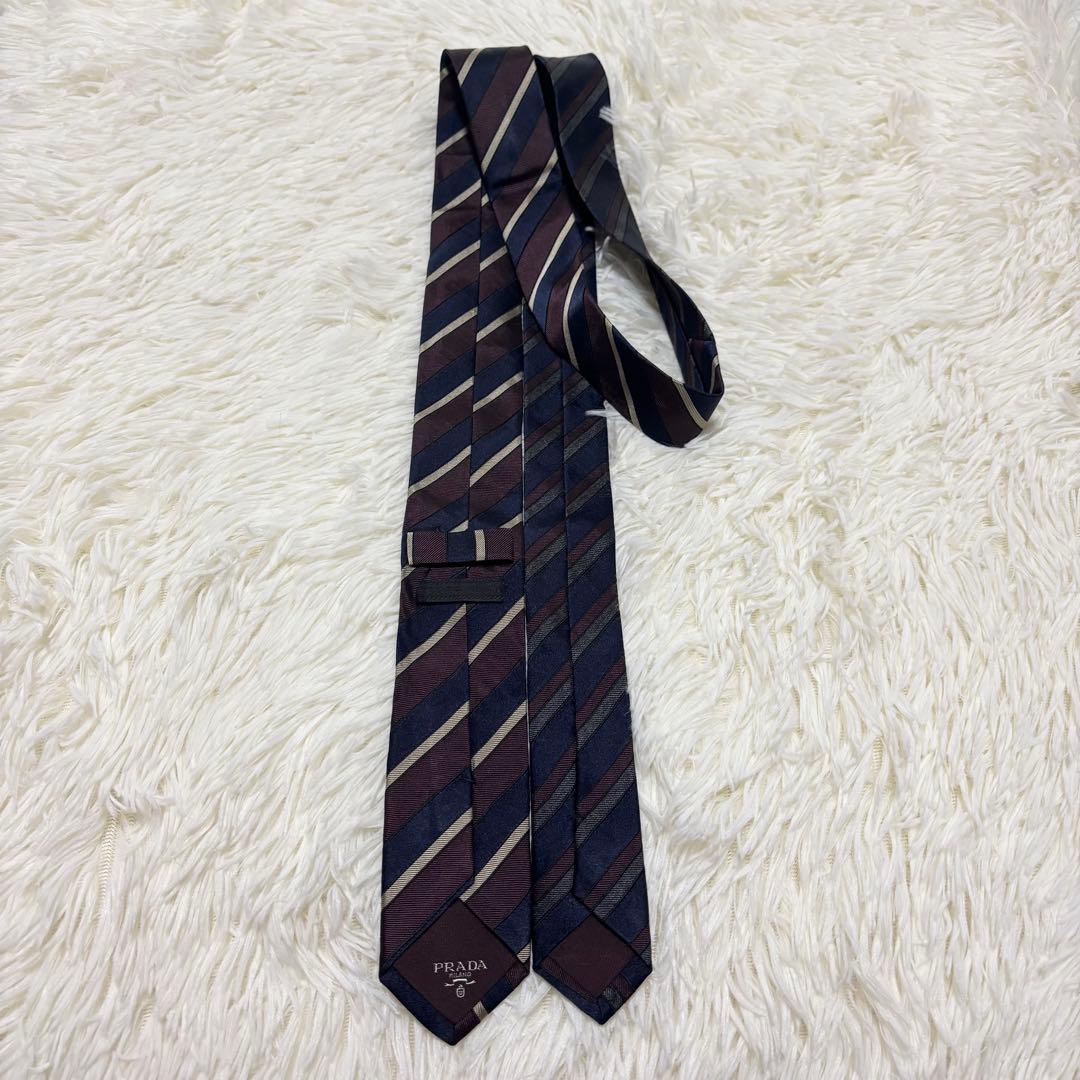 【ほぼ未使用】PRADA ネクタイ　ナロータイ　レジメンタル　ストライプ