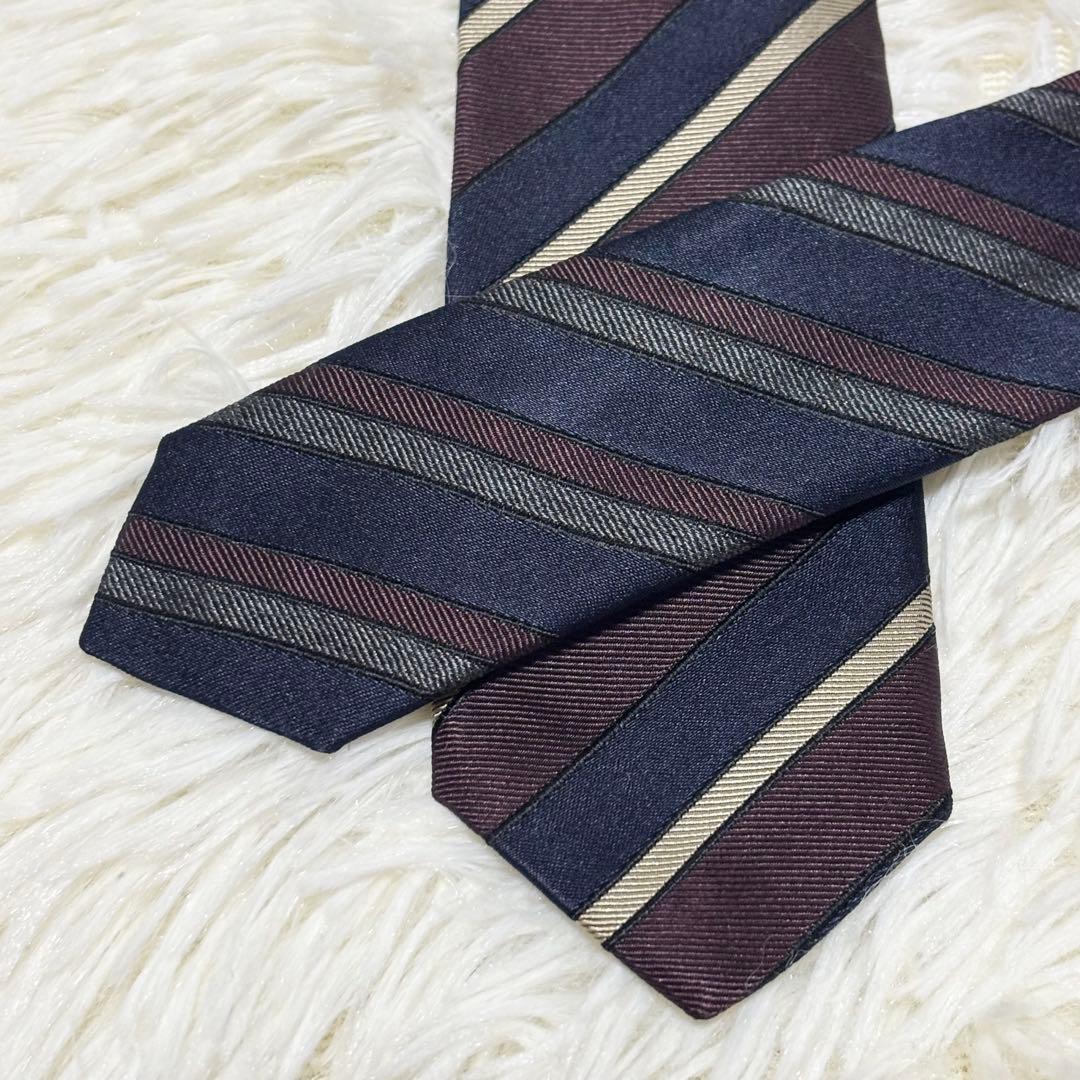 【ほぼ未使用】PRADA ネクタイ　ナロータイ　レジメンタル　ストライプ