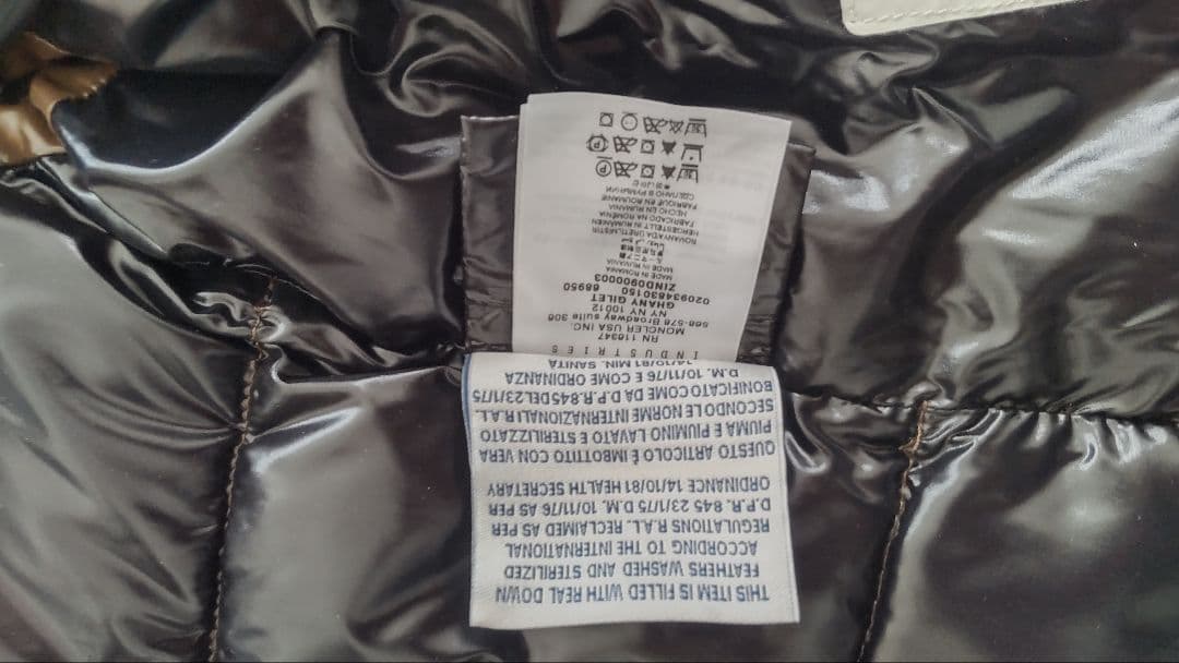 AMI　モンクレール　ダウンベスト　2