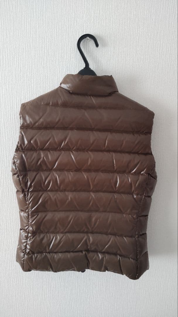 AMI　モンクレール　ダウンベスト　2