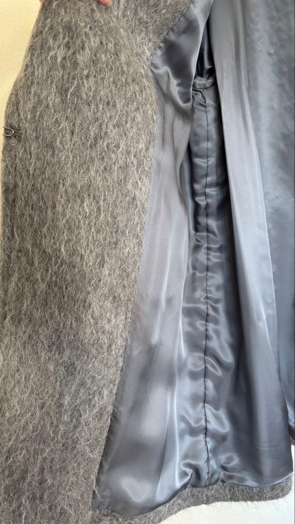 アダムエロペ　ウェーブシャギーミドルコート　ライトグレー