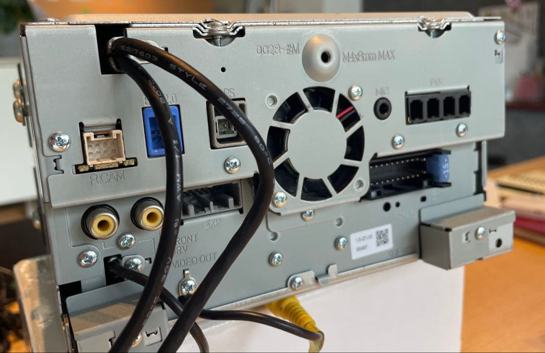 KENWOOD /MDV-D706BT カーナビ（ジャンク品）