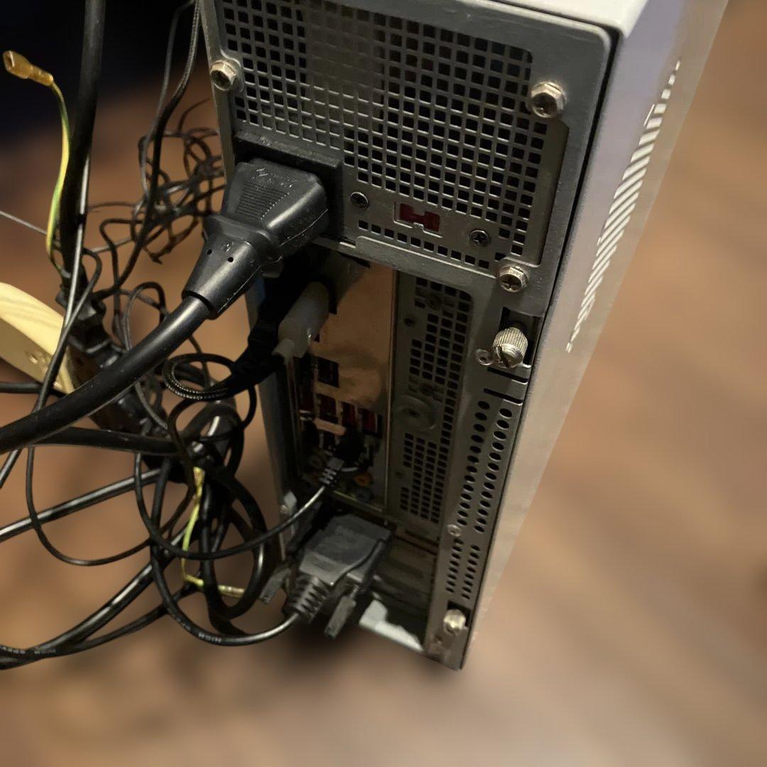 デスクトップ　パソコン　core i7 SSD PC グラボ