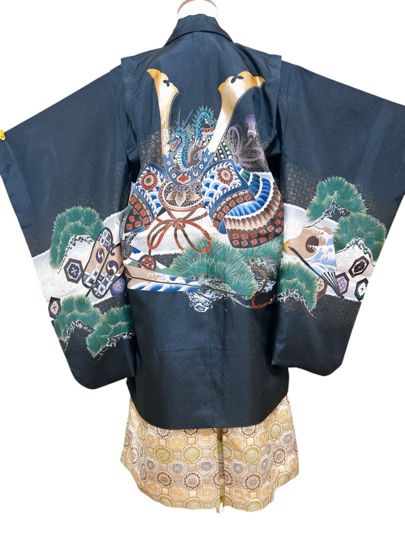 7歳用黒×ゴールド♡七五三　フルセット　男の子　黒系　兜　大きめ