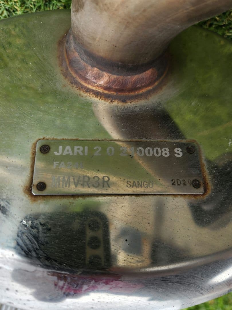 レヴォーグ　vnh(2.4L)　STI パフォーマンスマフラー