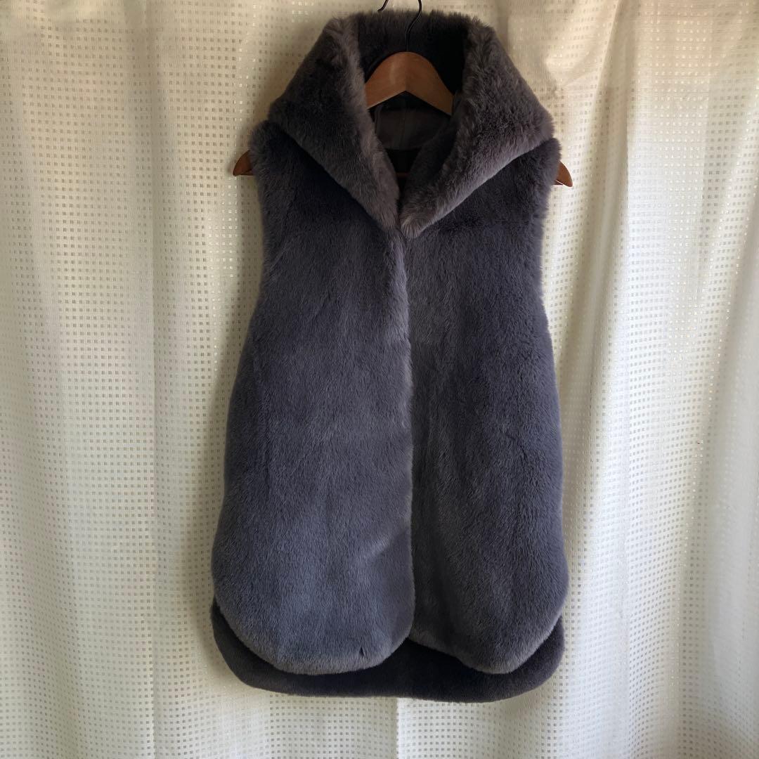 vivaprestヴィバプレスト　チャコールグレー フード付き エコファージレ