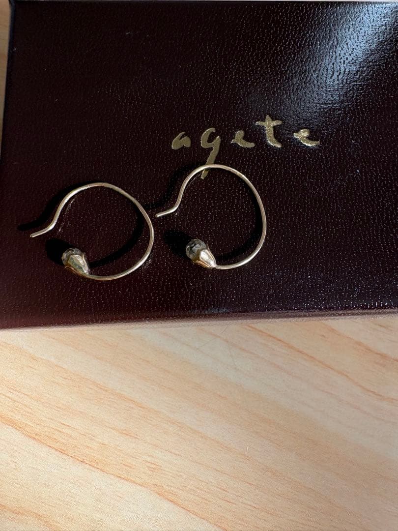 agete ゴールド フープピアス　つぼみ