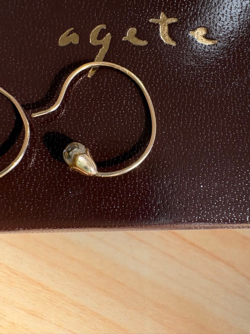 agete ゴールド フープピアス　つぼみ