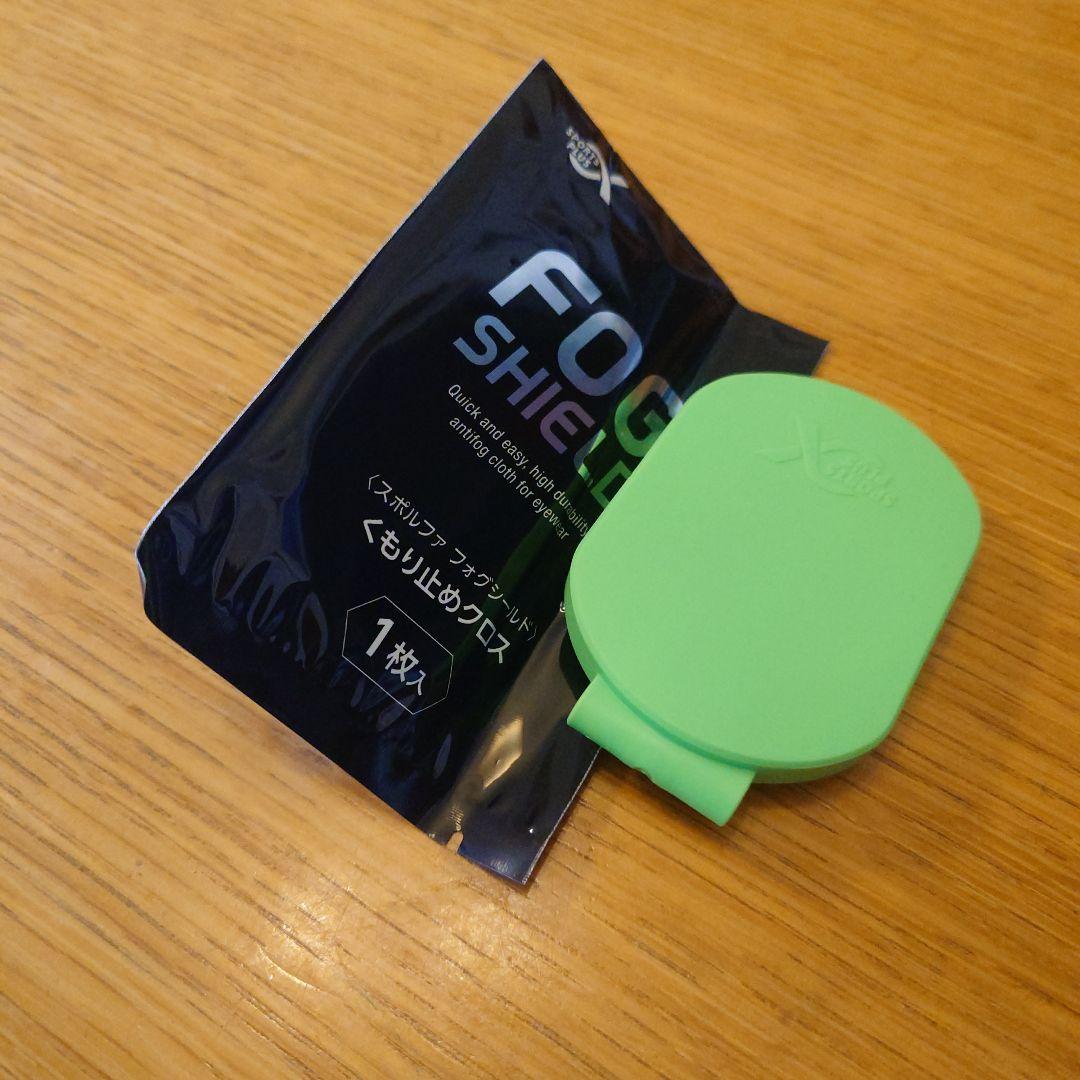 uvex 偏光スキーゴーグル ブラック 収納ケース付き【使用一回のみ】