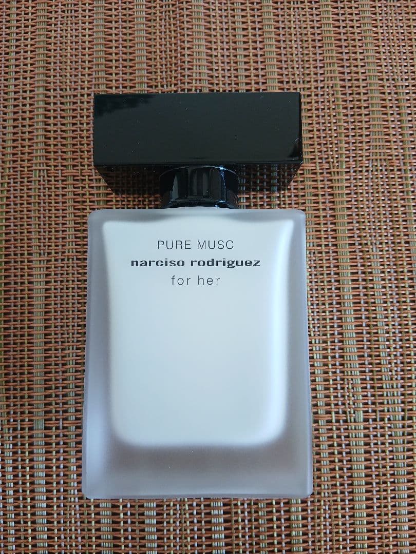 ナルシソロドリゲス フォーハー ピュア ムスク オードパルファム　30ml