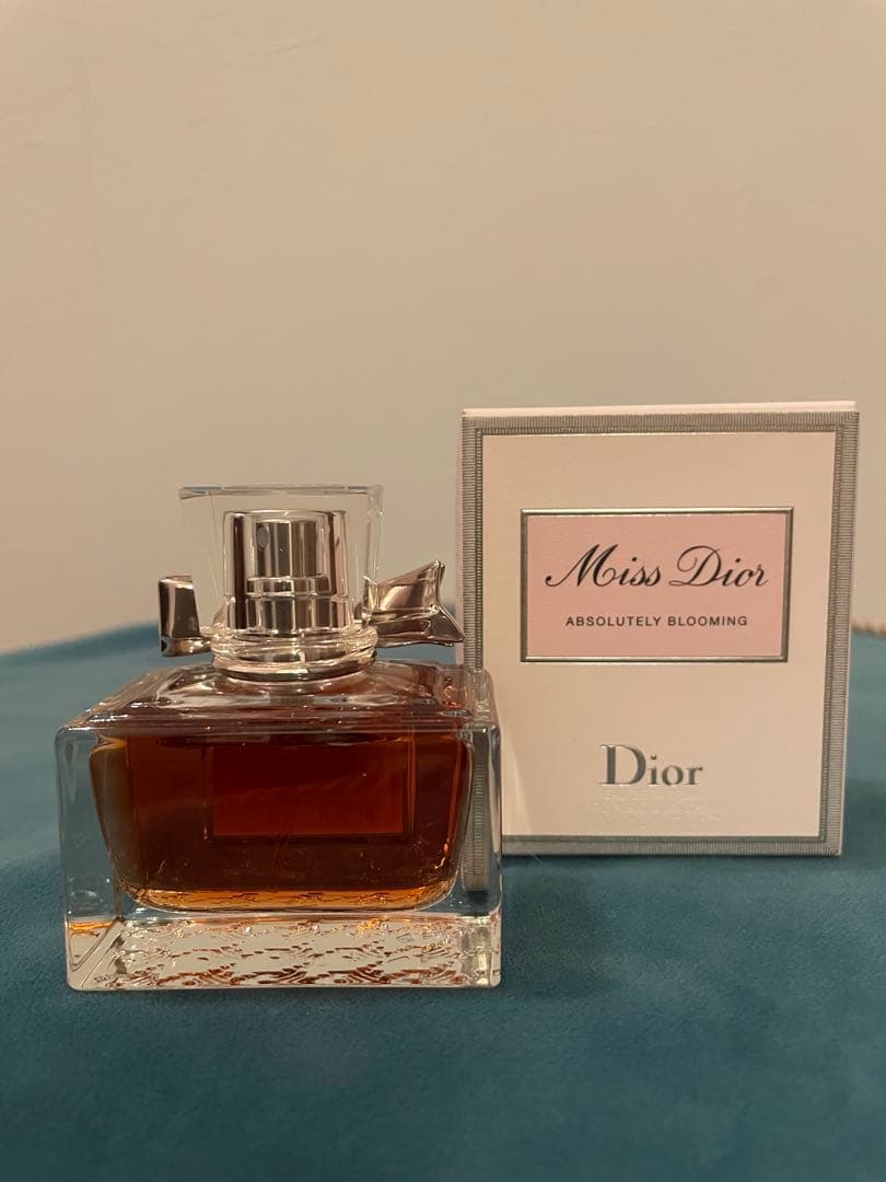 ミスディオール アブソリュートリー ブルーミング 30ml