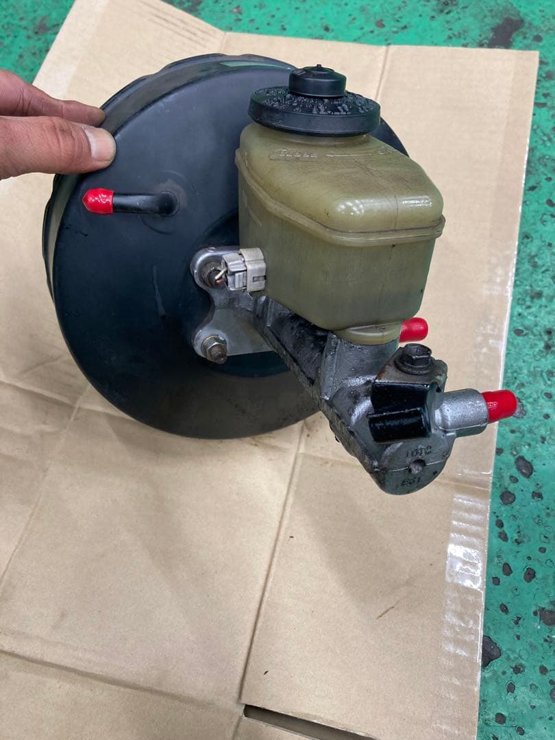 70ランクルブレーキブースター&マスターシリンダー