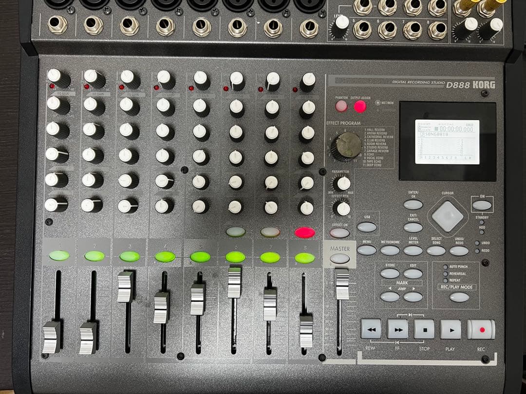 KORG トラックMTR D888