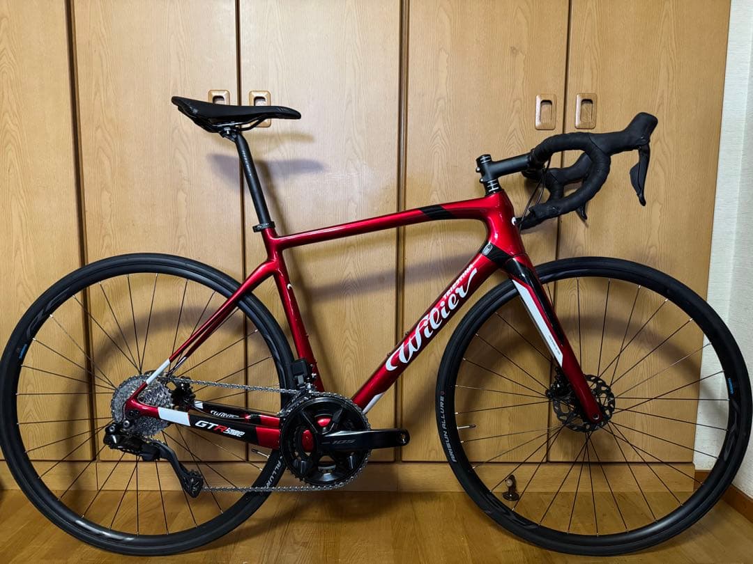 2025年　WILIER GRANTURISMO R TEAM DISC 12速