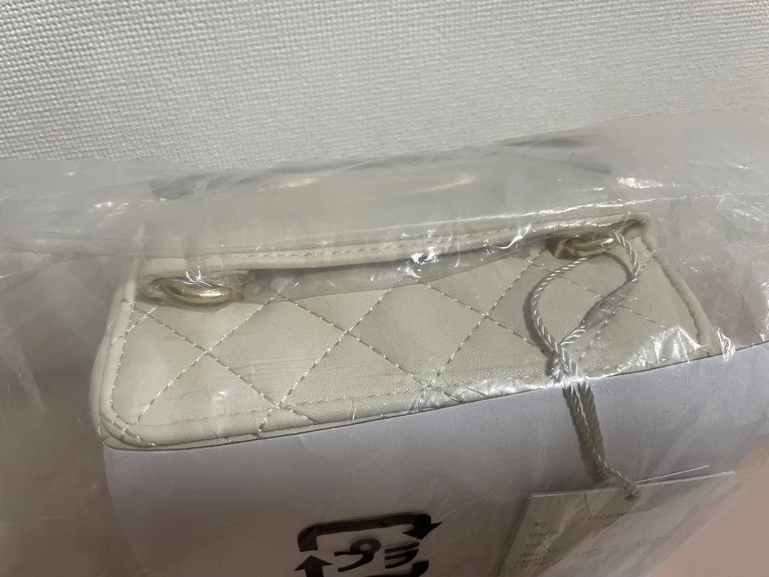 【新品未使用】Darich キルティングスクエアミニバッグ ゴールドパーツ