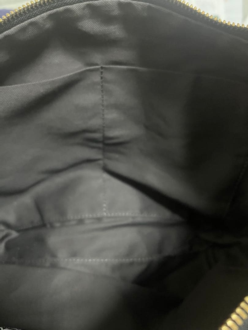 【極美品】ラシット　スリングバッグ　ボディバッグ　黒　金具ゴールド　大幅お値下げ