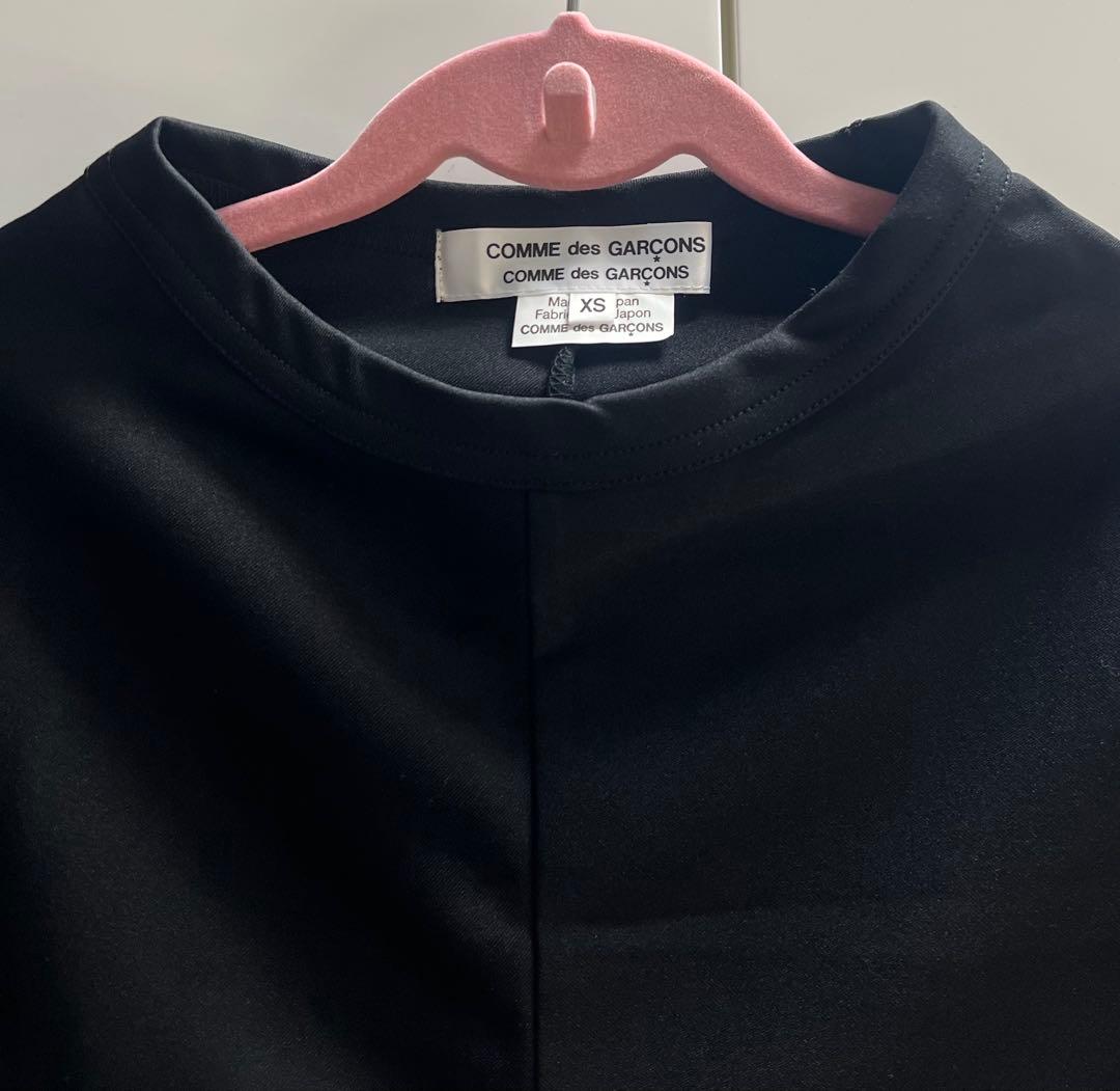新品未使用　COMME des GARÇONS ブラック長袖トップス XS