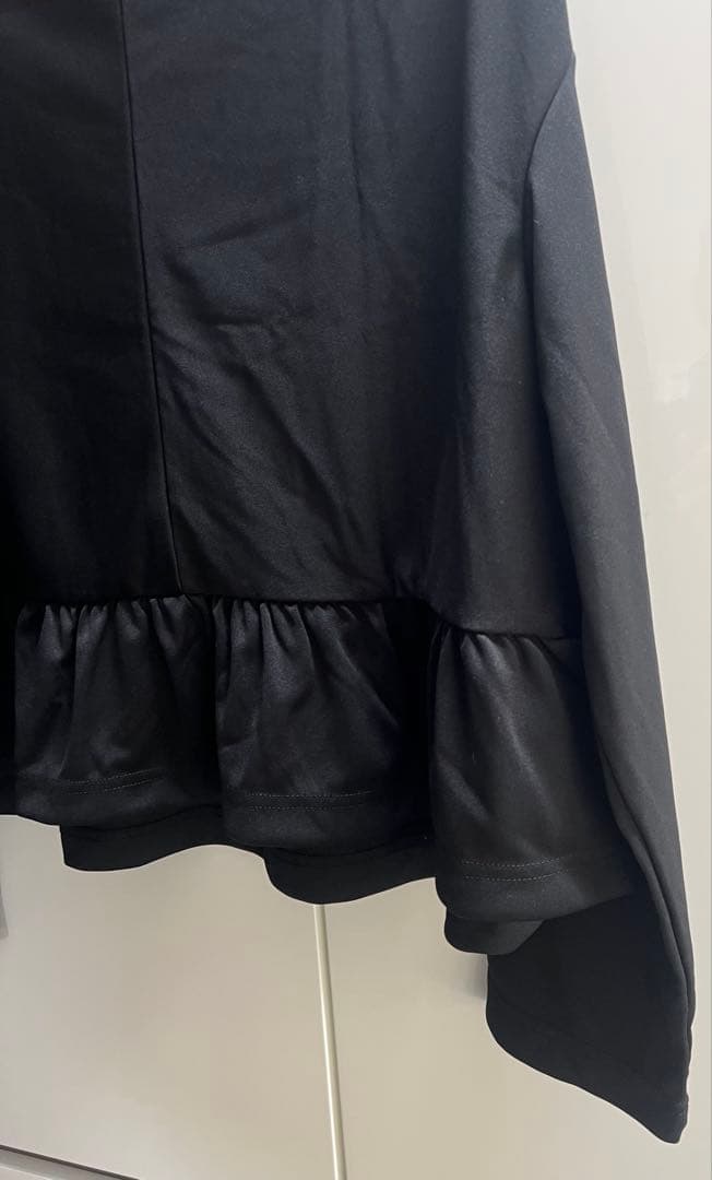 新品未使用　COMME des GARÇONS ブラック長袖トップス XS