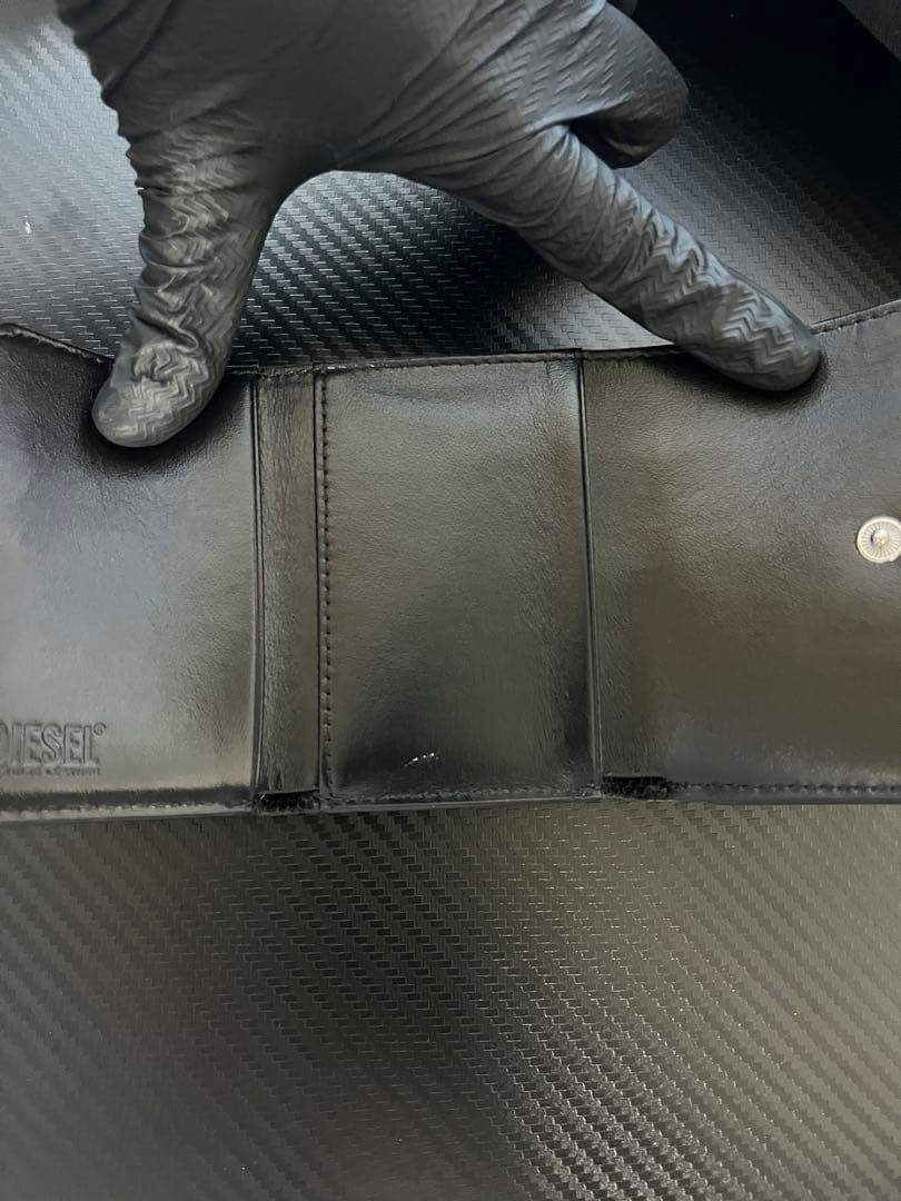 DIESEL三つ折りブラック財布 1dr Tri Fold Coin Xs Ii