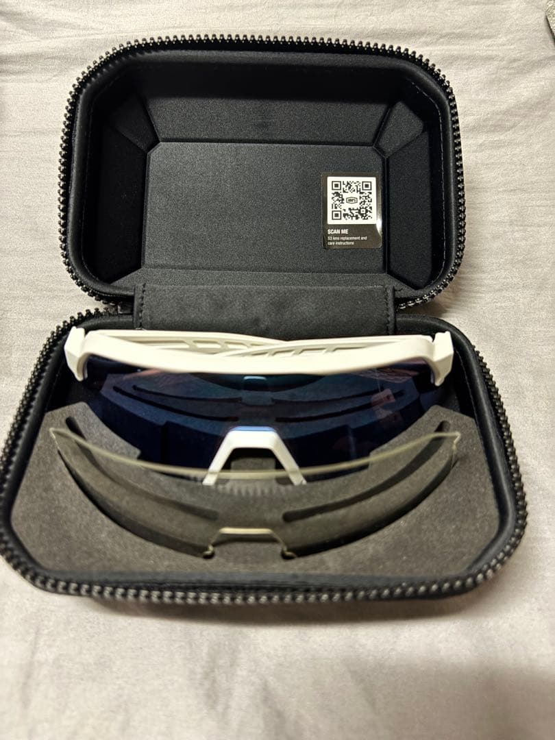 じ*ん様 ワンハンドレッド　100％　サングラス