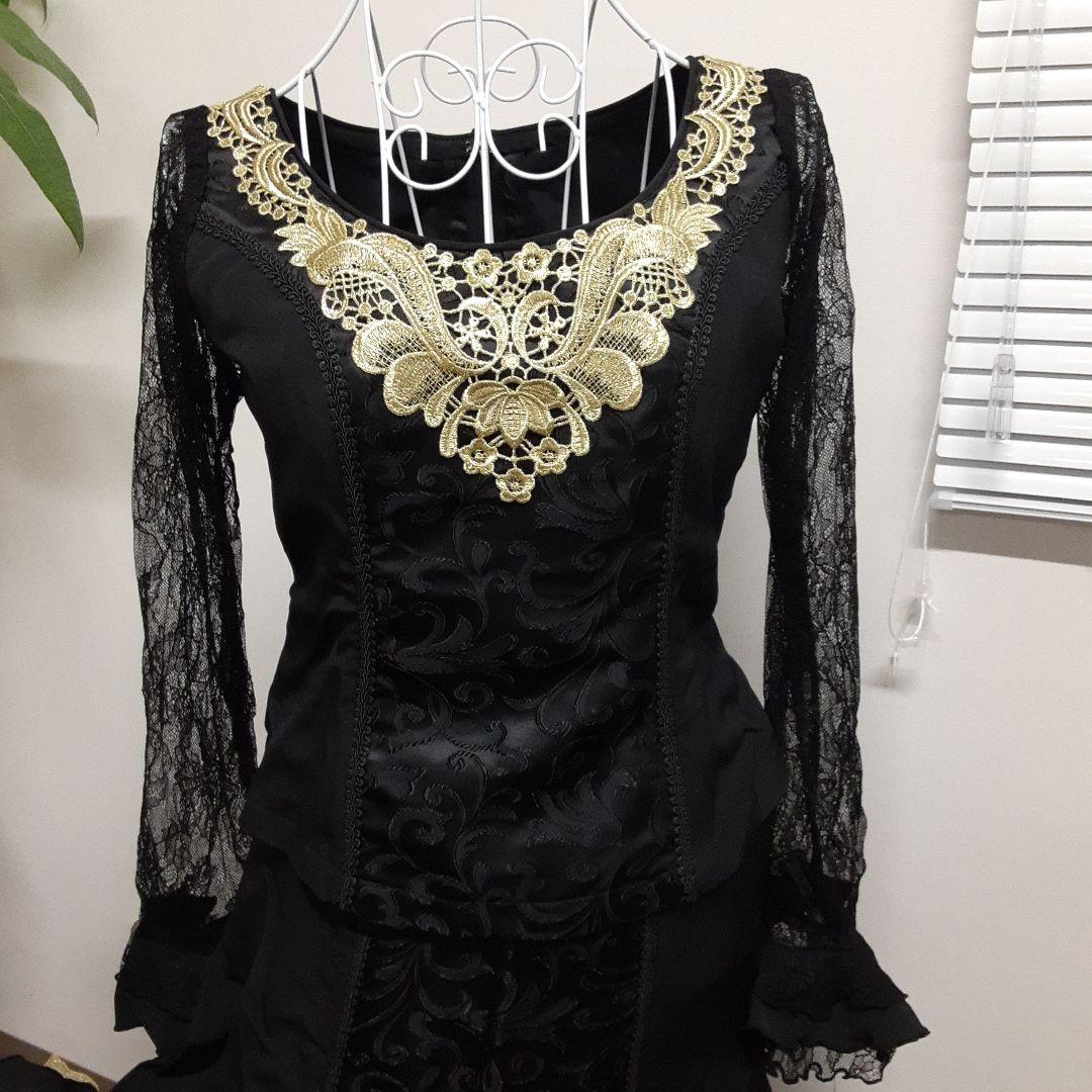 フラメンコ衣装　 黒と金