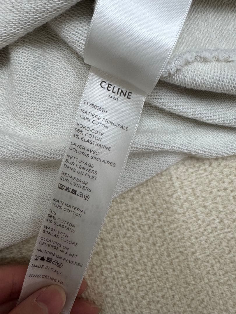 セリーヌ　クロップド丈　スウェットトレーナー