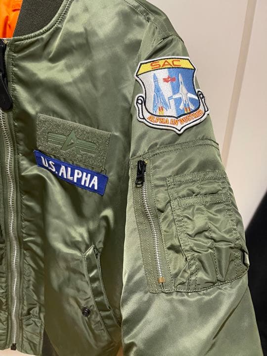 アルファインダストリーズma-1