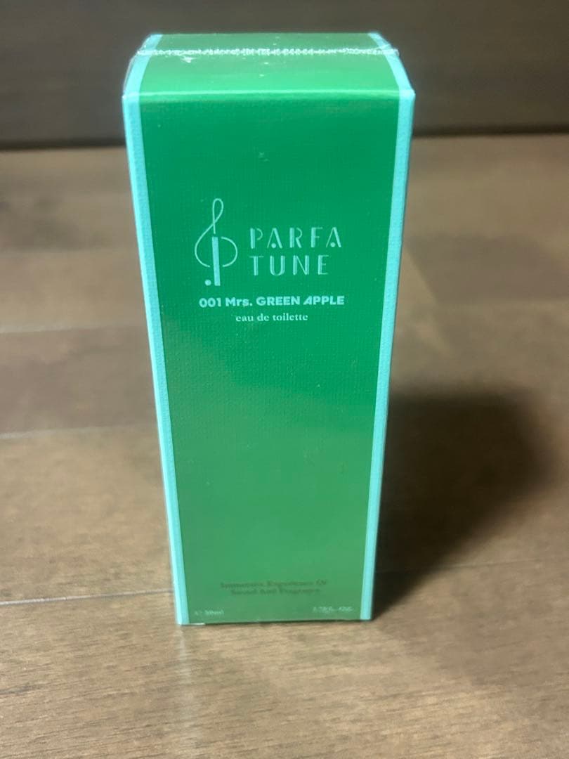 パルファチューン 001 Mrs. GREEN APPLE オードトワレ ミセス