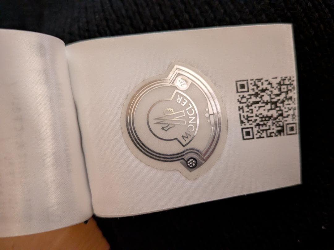 モンクレール　ブラック　マフラー　ニット　メンズレディース