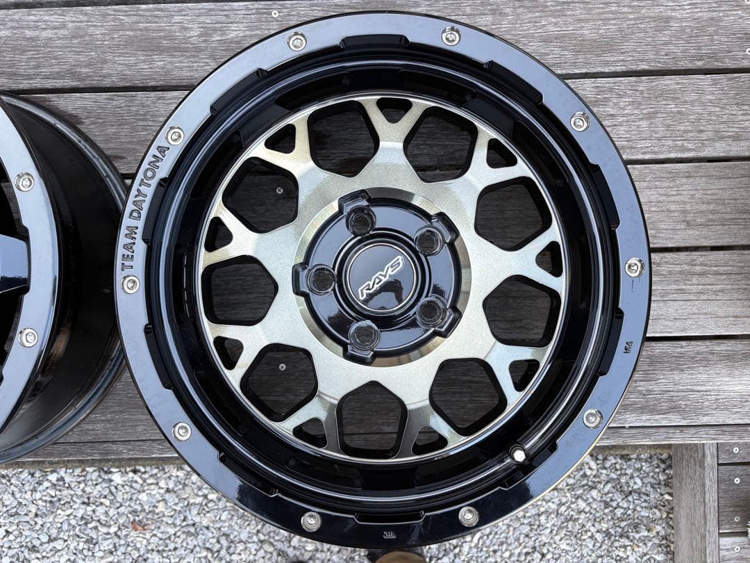 RAYS TEAM DAYTONA M9 17インチ