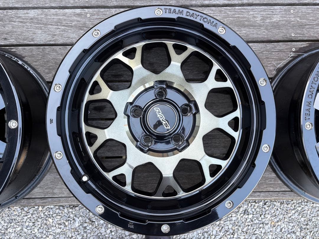 RAYS TEAM DAYTONA M9 17インチ