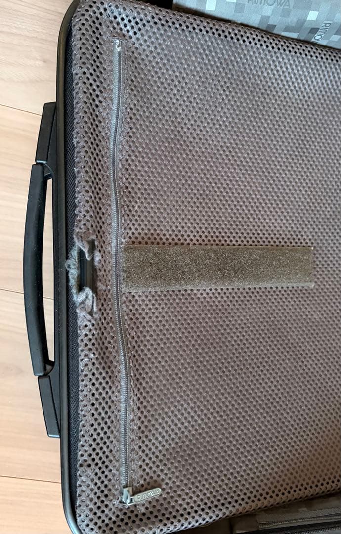 RIMOWA（リモワ） サルサ 2輪 機内持ち込みサイズ / ブラック