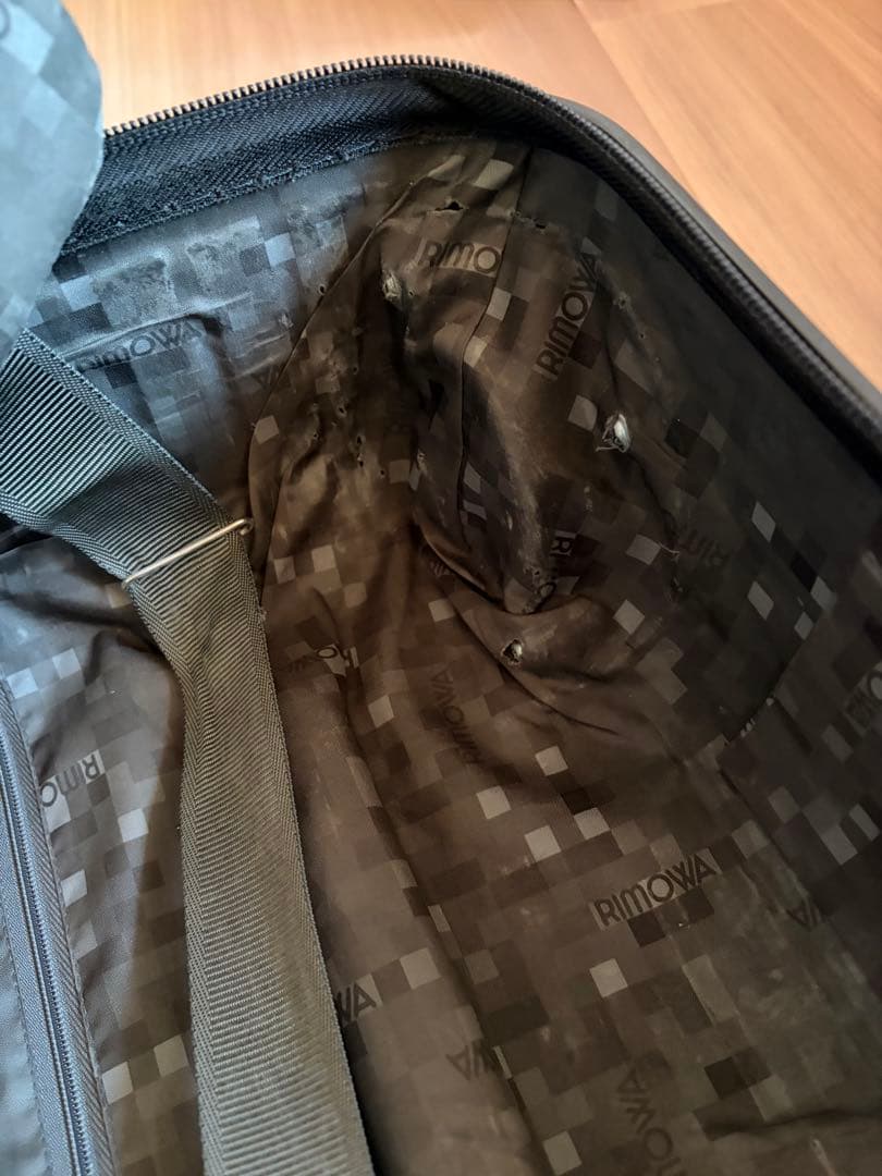 RIMOWA（リモワ） サルサ 2輪 機内持ち込みサイズ / ブラック