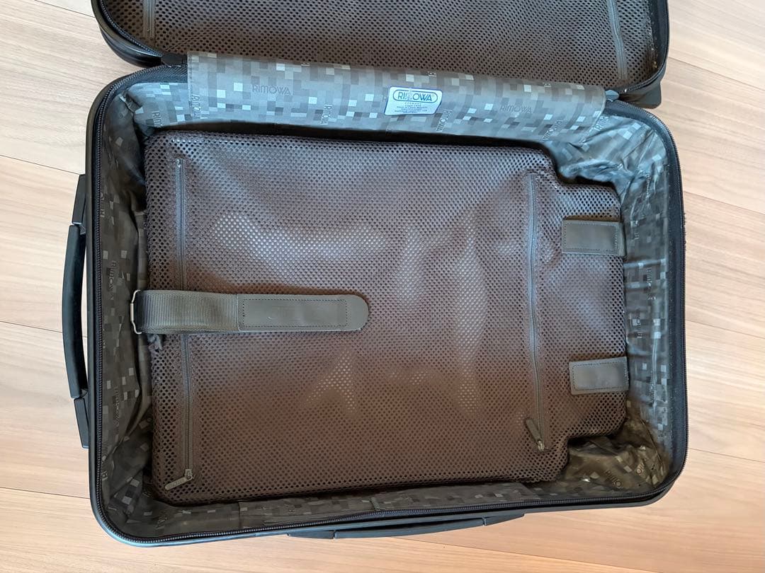 RIMOWA（リモワ） サルサ 2輪 機内持ち込みサイズ / ブラック