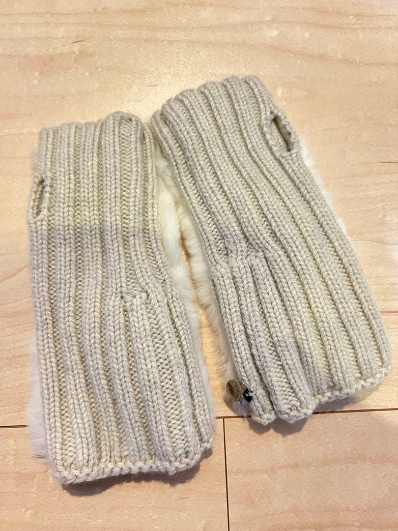 yvessalomonイヴ サロモンファーコンビグローブトゥモローランド