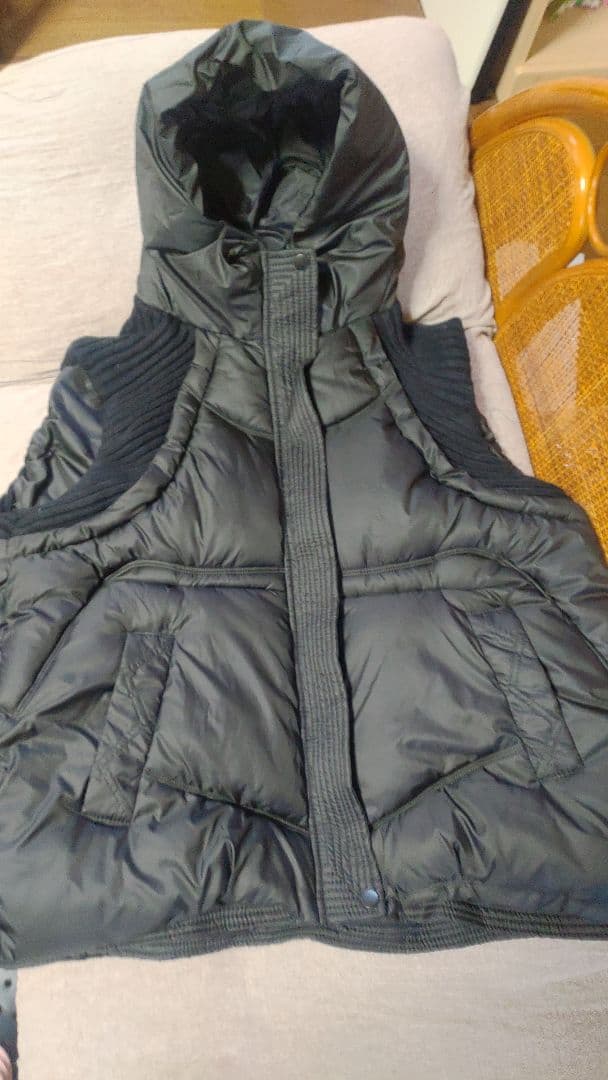 ニットドッキングダウンベスト フード ダウンベスト ブラック フード付き 中綿