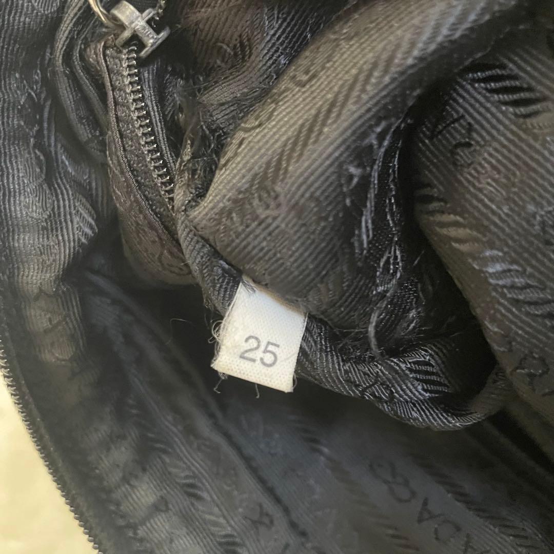 美品 PRADA ショルダーバッグ カメラバッグ ナイロン レザー 三角ロゴ