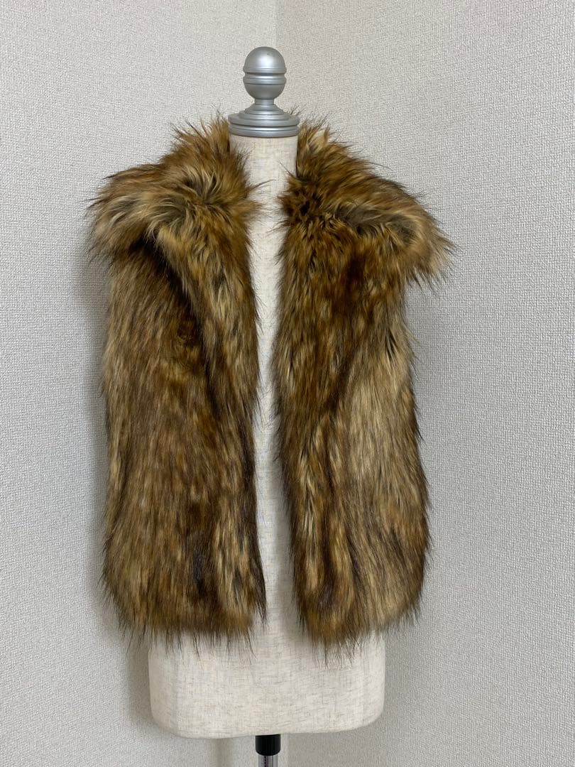 【美品】GYDA フェイクファー ベスト