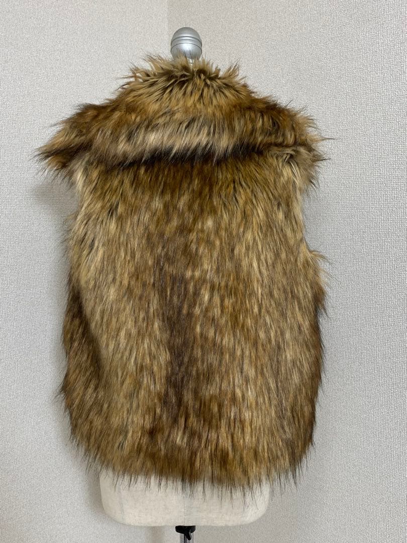 【美品】GYDA フェイクファー ベスト