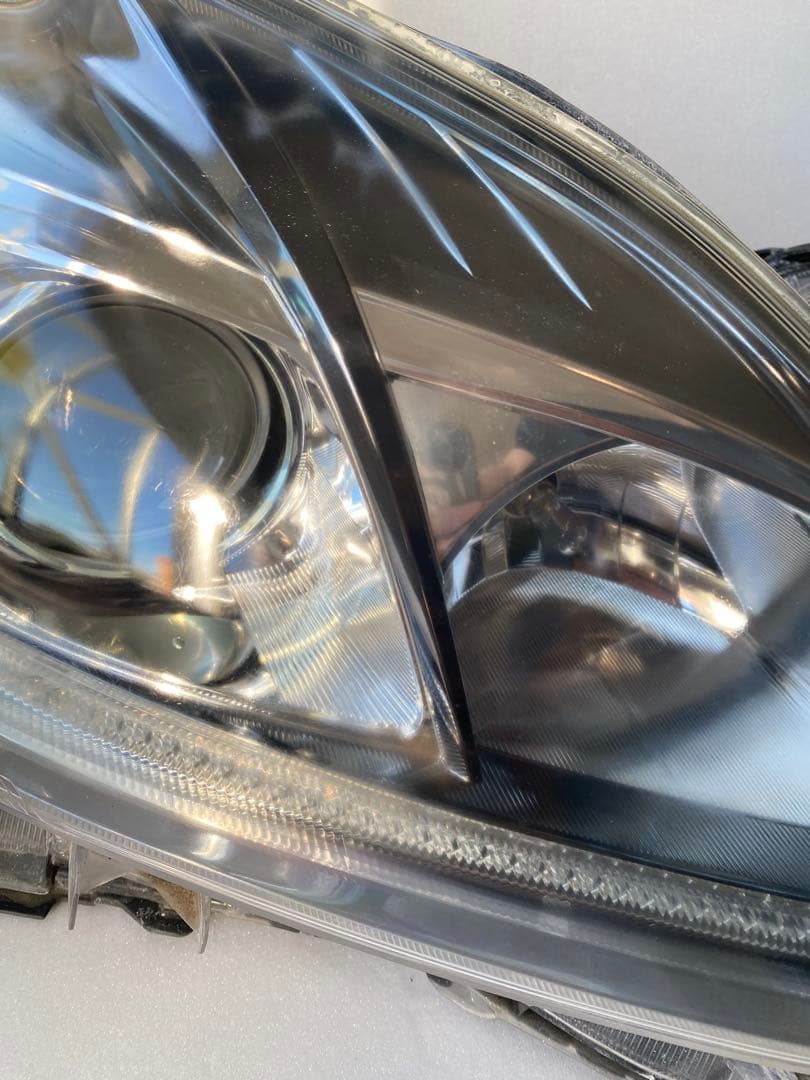 プリウス 30系 前期 純正HID ヘッドライト 左右セット