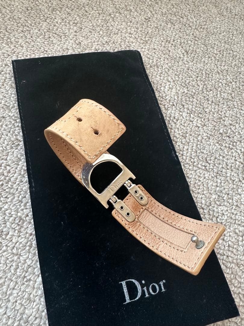 【希少】Dior ベージュ レザーバングル