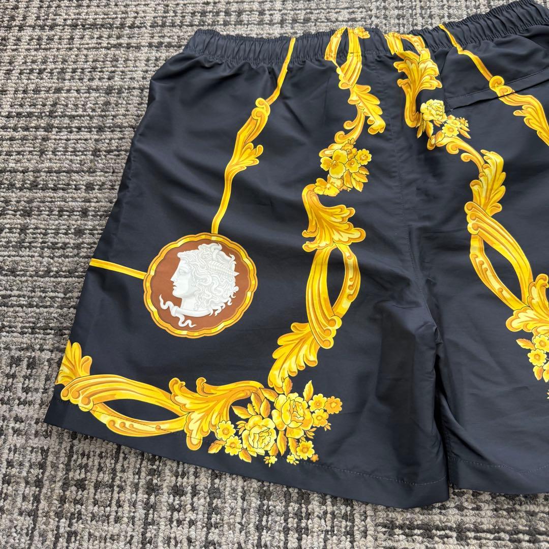 VERSACE ヴェルサーチェ ショートパンツ 48