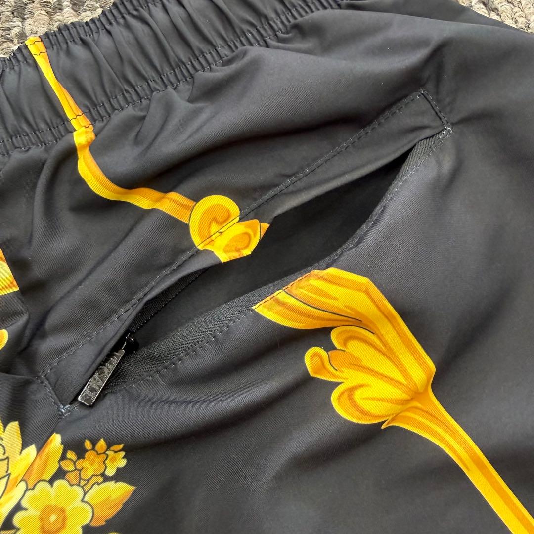 VERSACE ヴェルサーチェ ショートパンツ 48