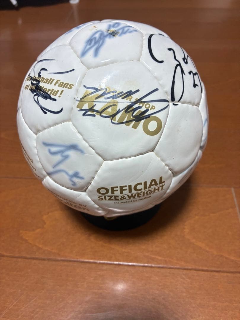 ヴィッセル神戸ポドルスキー在籍時全選手サイン入りボール