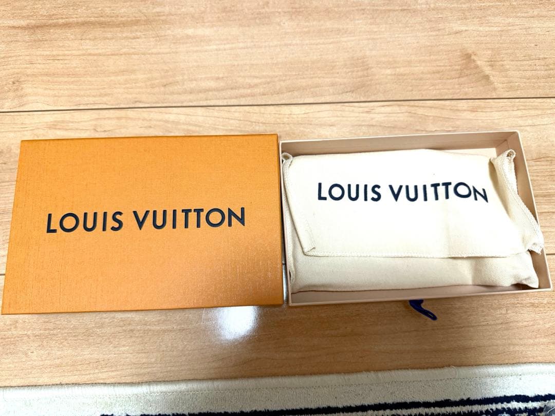 LOUIS VUITTON ルイヴィトン　手袋（ミトン）