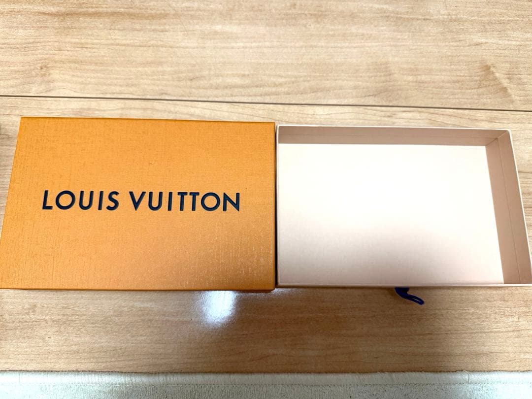 LOUIS VUITTON ルイヴィトン　手袋（ミトン）