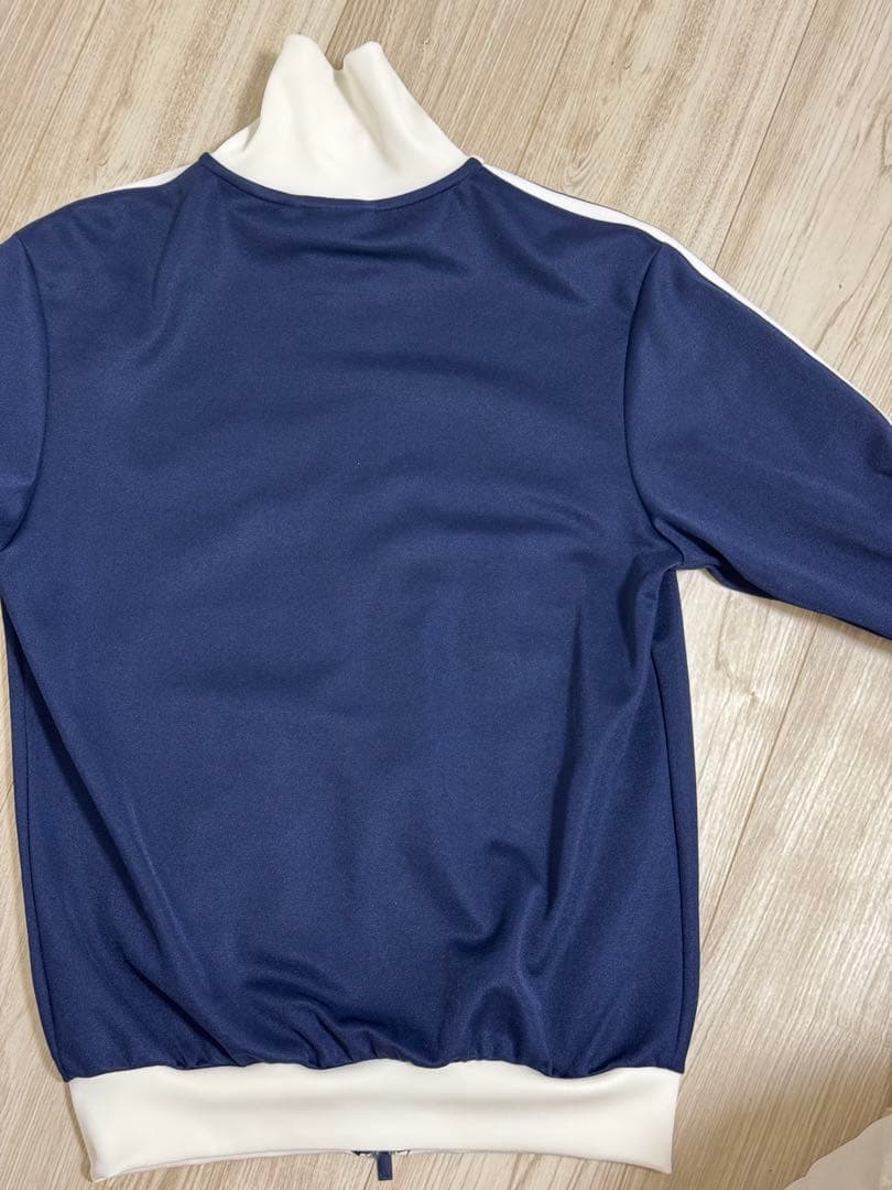 ポン太adidas ネイビー ジップアップジャケット